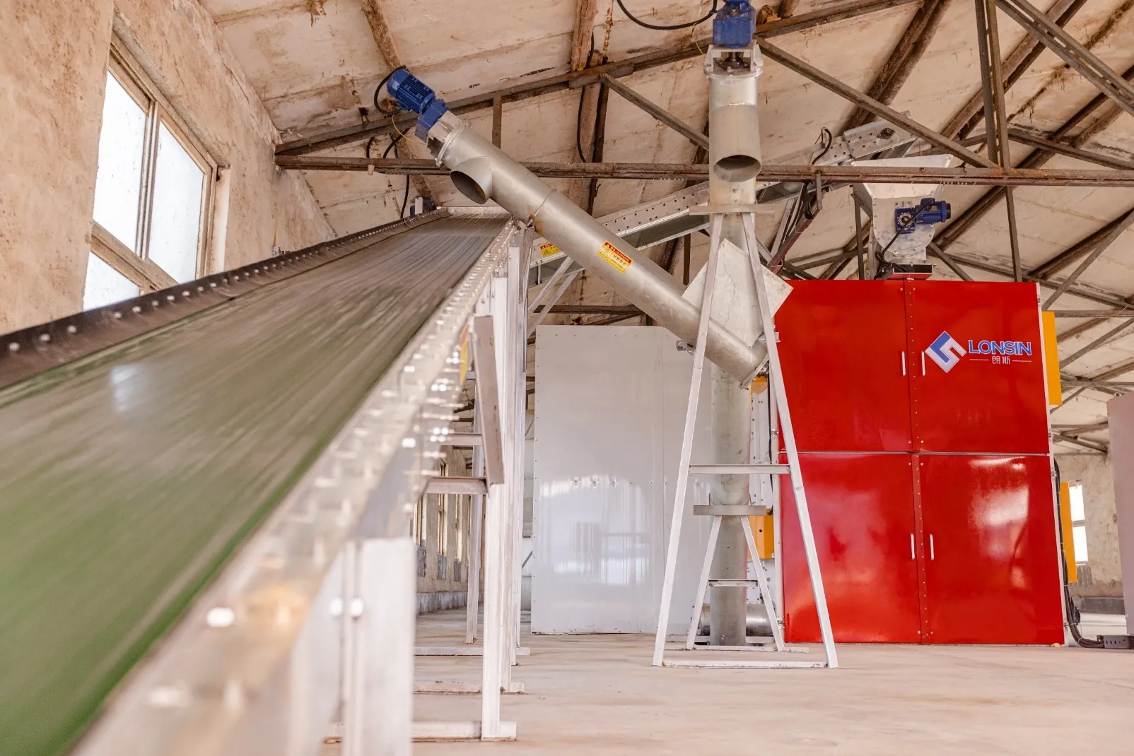 Poultry Manure Dryer vs Composting: Which Is Better for Your Farm?